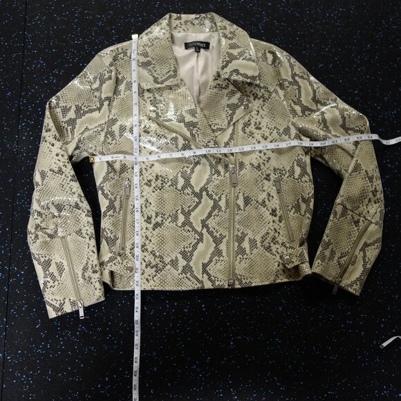 INTERMIX Sara Python-Embossed Jacket New - Picture 7 of 13